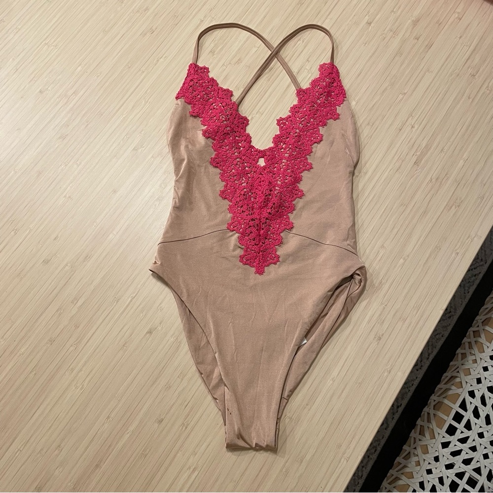 Blue life eclipse one piece medium